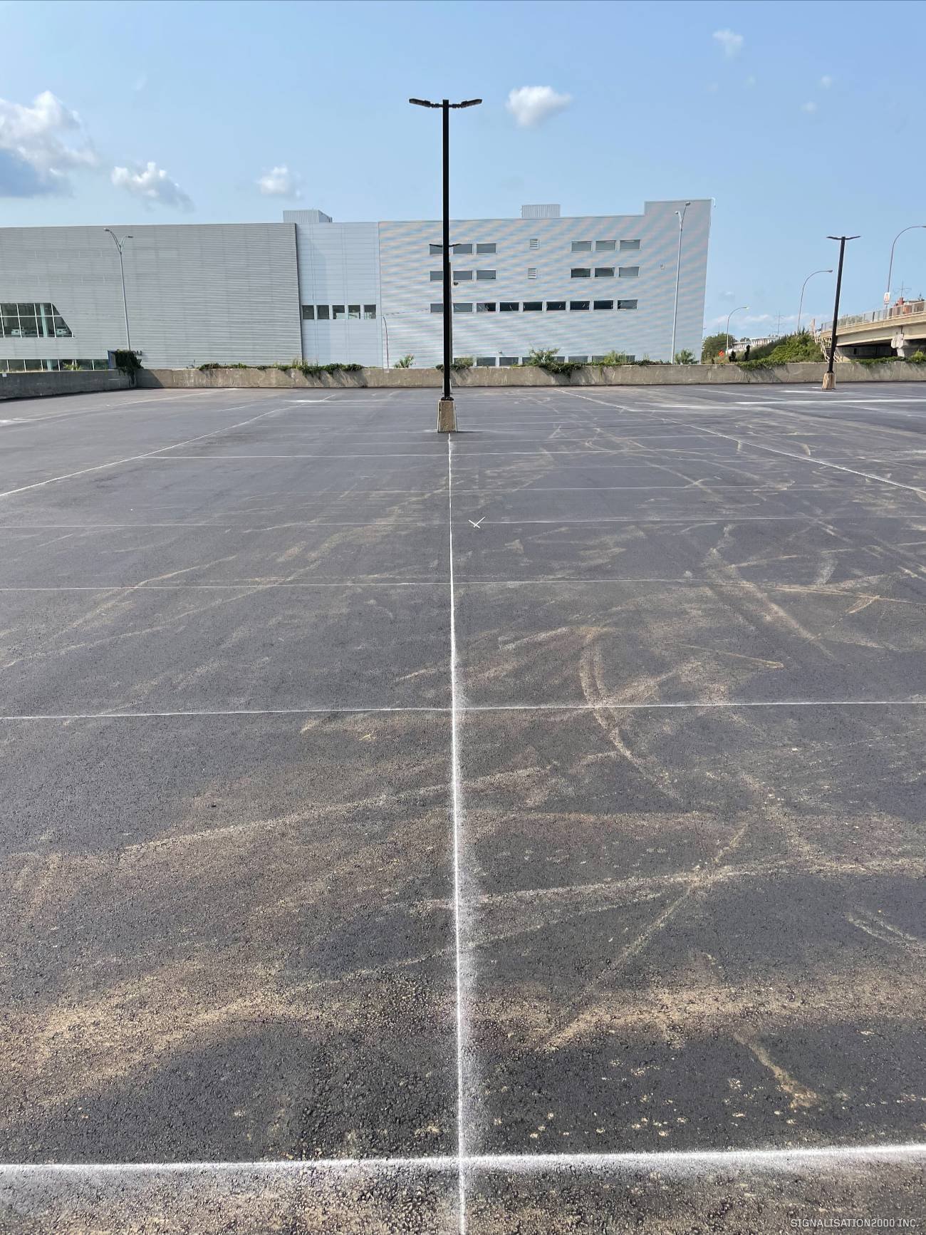 fleches et symboles pour marquage des parkings