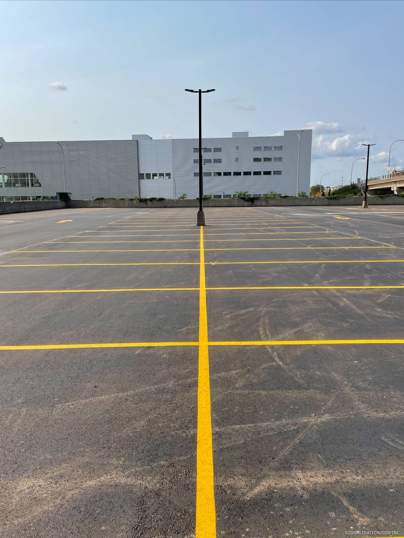 fleches et symboles pour marquage des parkings