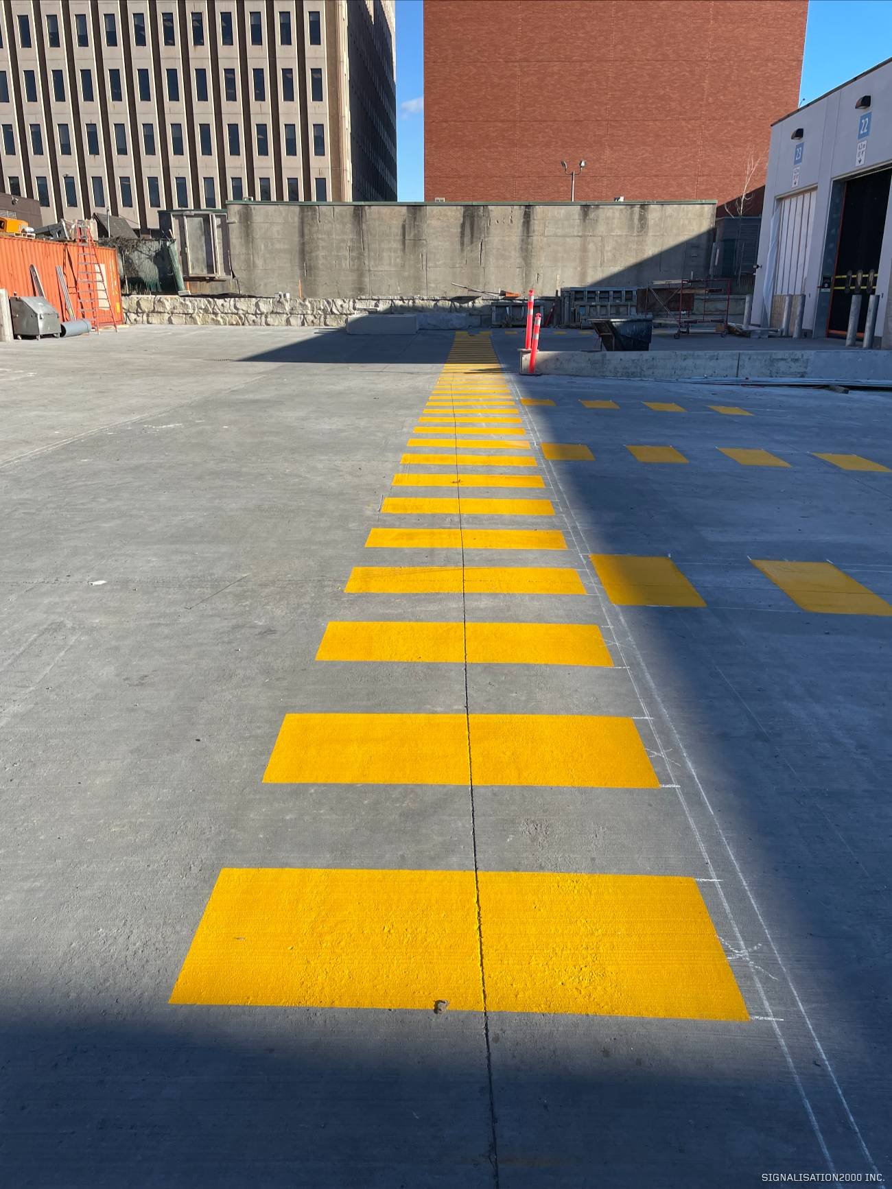 fleches et symboles pour marquage des parkings