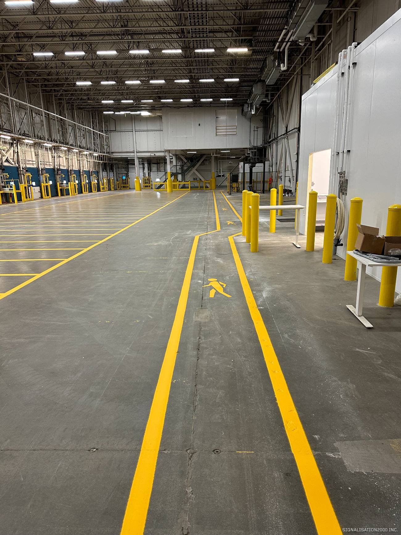 ruban de signalisation de marquage industriel et de sécurité pour usines et entrepôts
